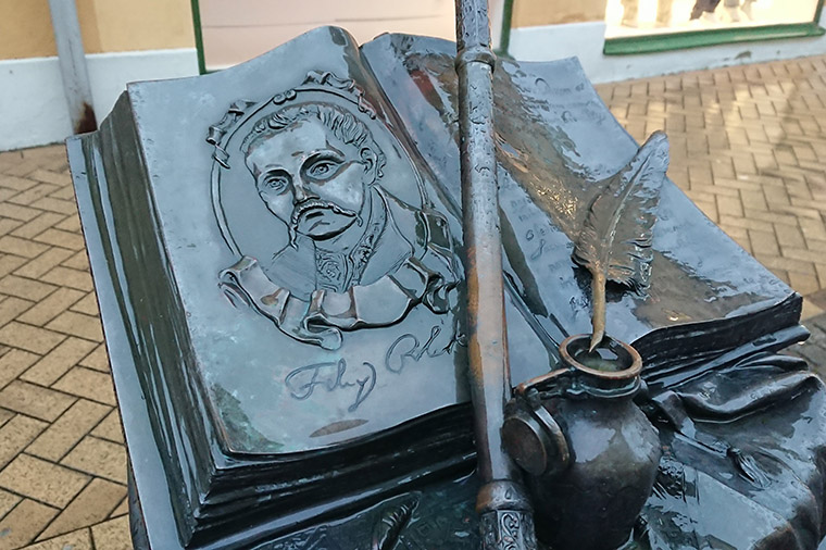 Monument av Filip Orlik i Kristianstad.