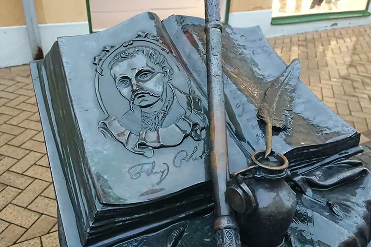 Monument av Filip Orlik i Kristianstad.