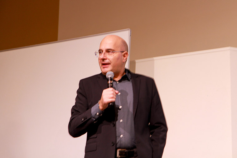 Giuseppe Grossi, professor i företagsekonomi inriktning mot offentlig styrning.