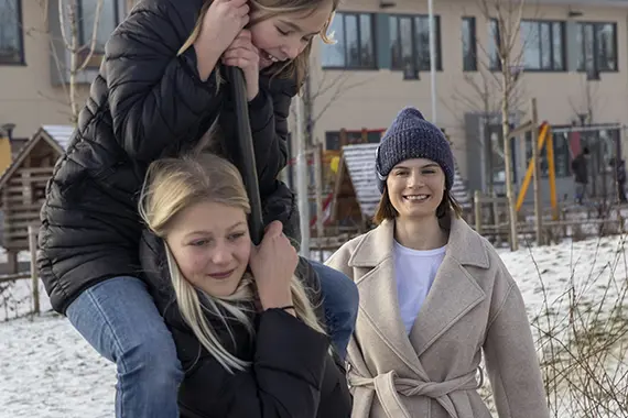 Mathilda läser till lärare