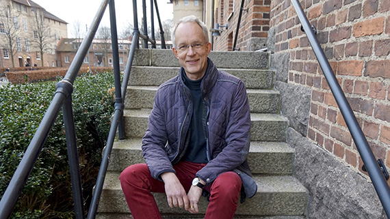 Många verksamheter har glädje av att satsa på pedagogernas fortbildning menar Andreas Redfors som sitter i styrgruppen för forskarskolorna.