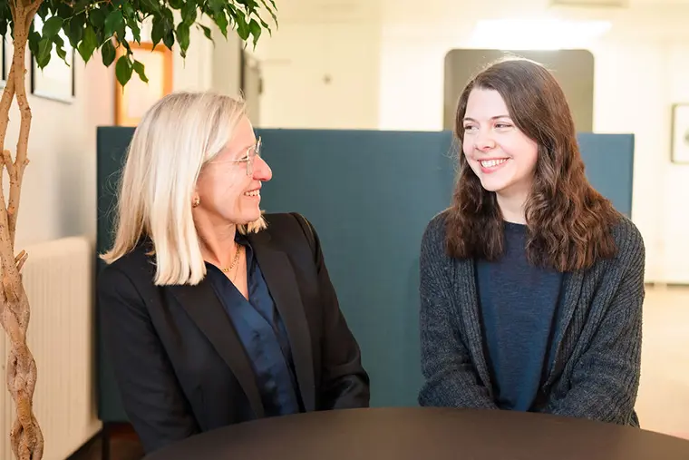 Kay l&auml;rarstudent med &Aring;sa programansvarig