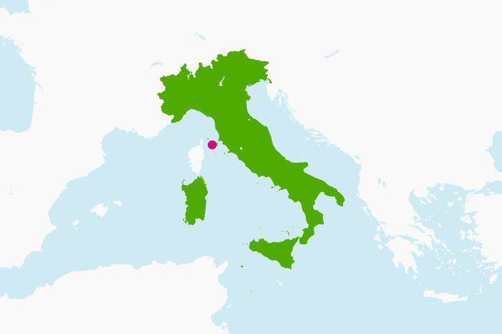 Italien med semesterön Elba markerad utanför Toscanas kust, där den nya björndjursarten upptäckts. Bild: FreeVectorMaps.com