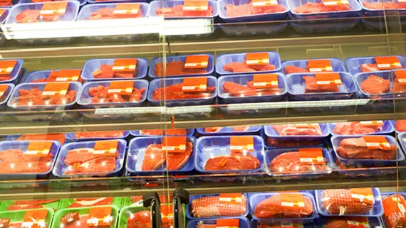 Vi äter för mycket rött kött enligt rapporten. Vi äter för mycket rött kött enligt rapporten.