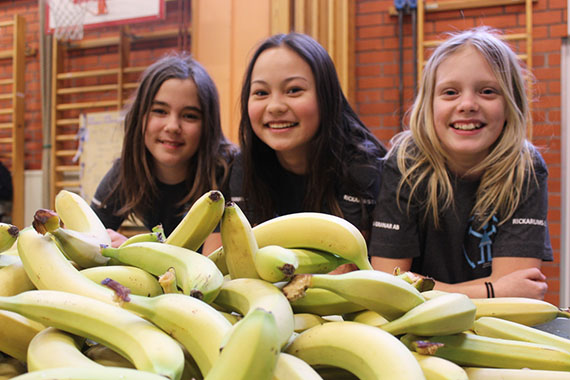 Eleverna Johanna, Filippa och Wilma