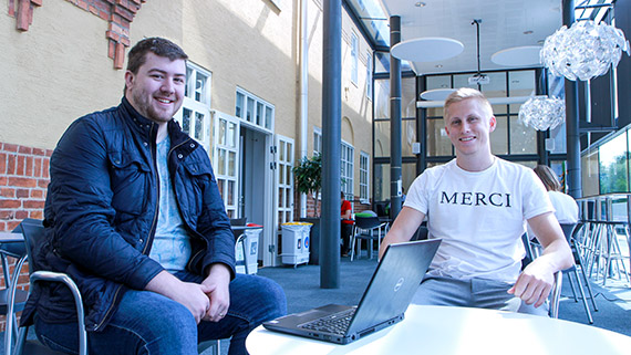 Martin Månsson och Felix Karlsson, två tredjedelar av trion bakom appen Studentlife.