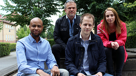 Ellis Muya, Daniel Einarson, André Lundahl och Diana Saplacan har alla varit delaktiga i det prisvinnande projektet Föräldrar med dolda funktionshinder i en värld av Internet of Things.