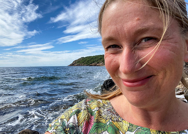 Tide Garnow, universitetsadjunkt i omvårdnad med inriktning mot psykiatri, blir nu Högskolan Kristianstads första doktorand i helt egen regi då hon ska forska på existentiell ensamhet och ledsenhet hos ungdomar.
