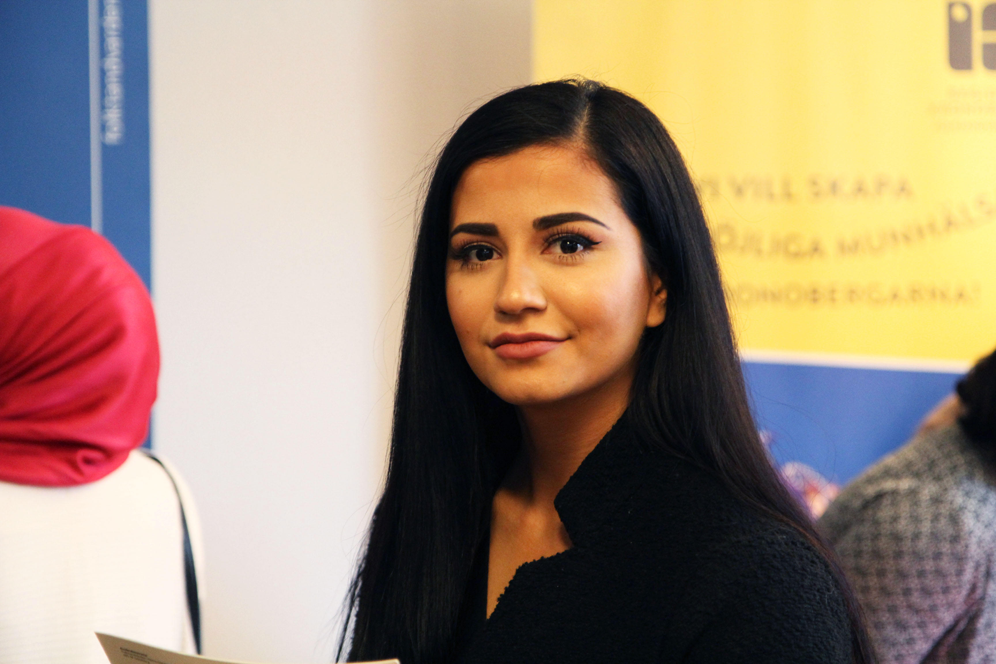 Studenten Mazhgan Takeri 