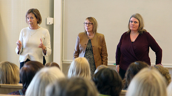 Susanne Thulin, Ingela Friberg och Charlotte Tullgren, tre av de fyra moderatorerna.