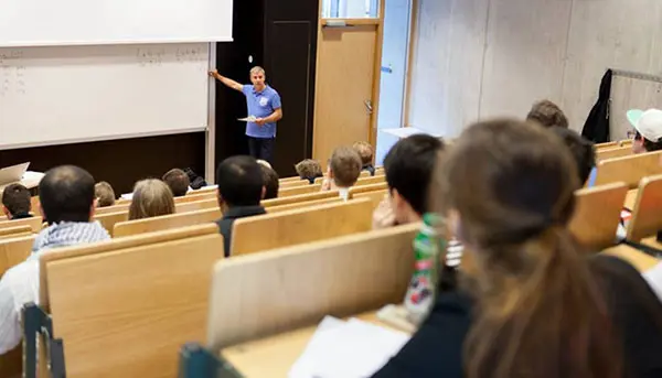 F&ouml;rel&auml;sningssal.