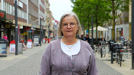Anita Bengtsson Tops, professor i vårdvetenskap, är ansvarig för projektet som ska resultera i en ny vårdmodell.
