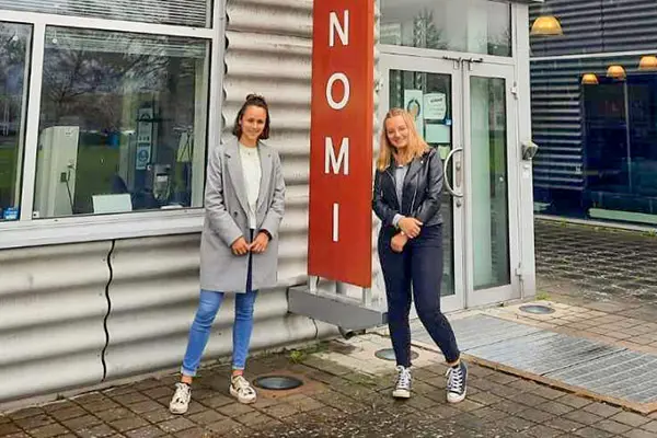 Romane Chauveteau och Sidonie Bridonneau.