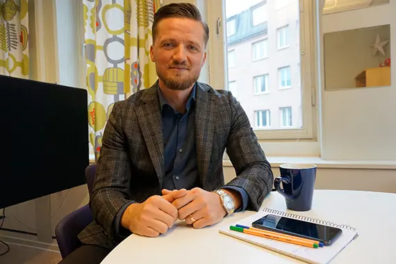 Arber Jashari, alumn fr&aring;n PA-programmet