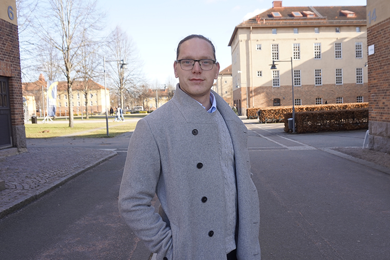 Robin Lund campus.jpg