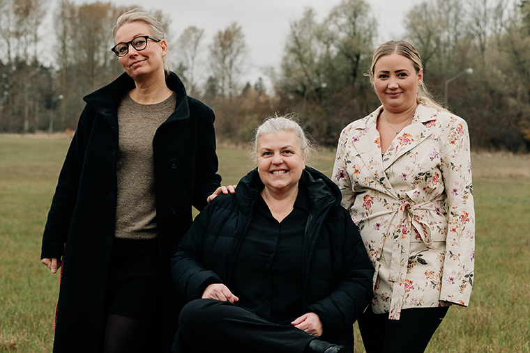 Bild på Lina Behm, Marie Rask och Agnes Olander.