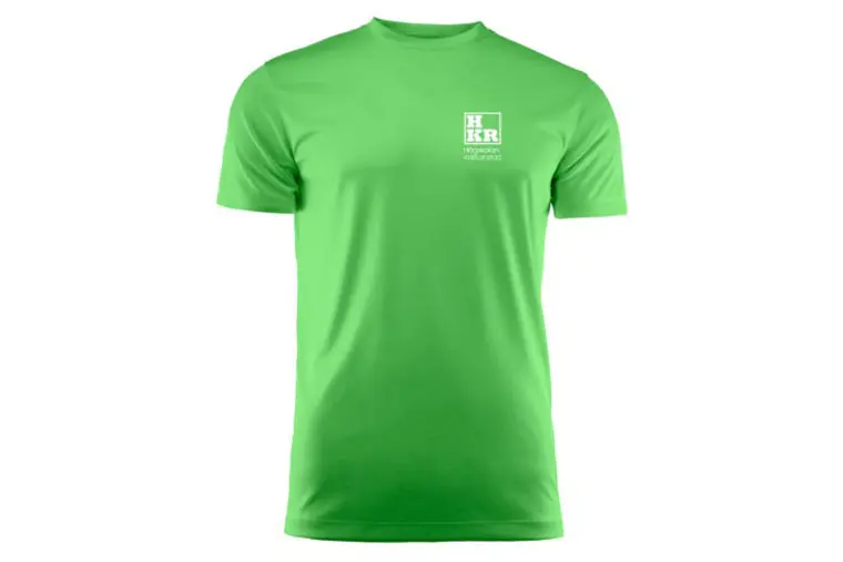 Grön t-shirt.
